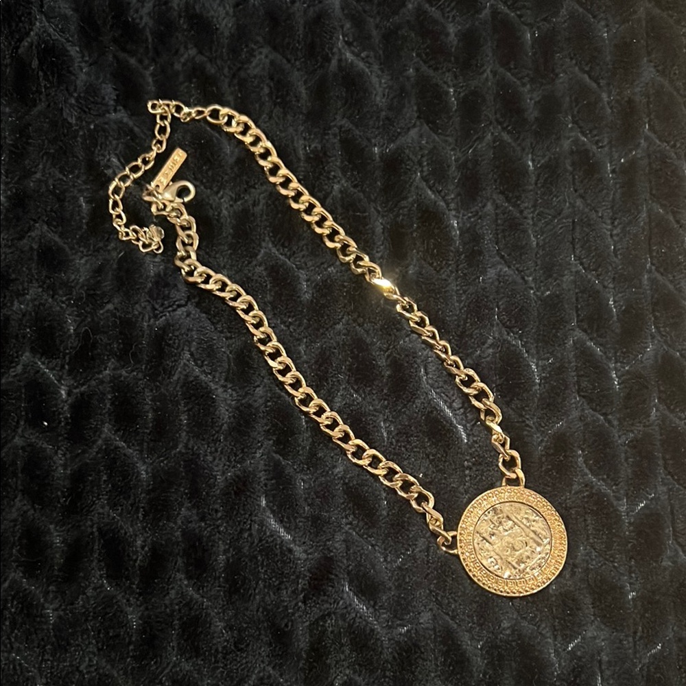 Gold Coin Pendant Necklace